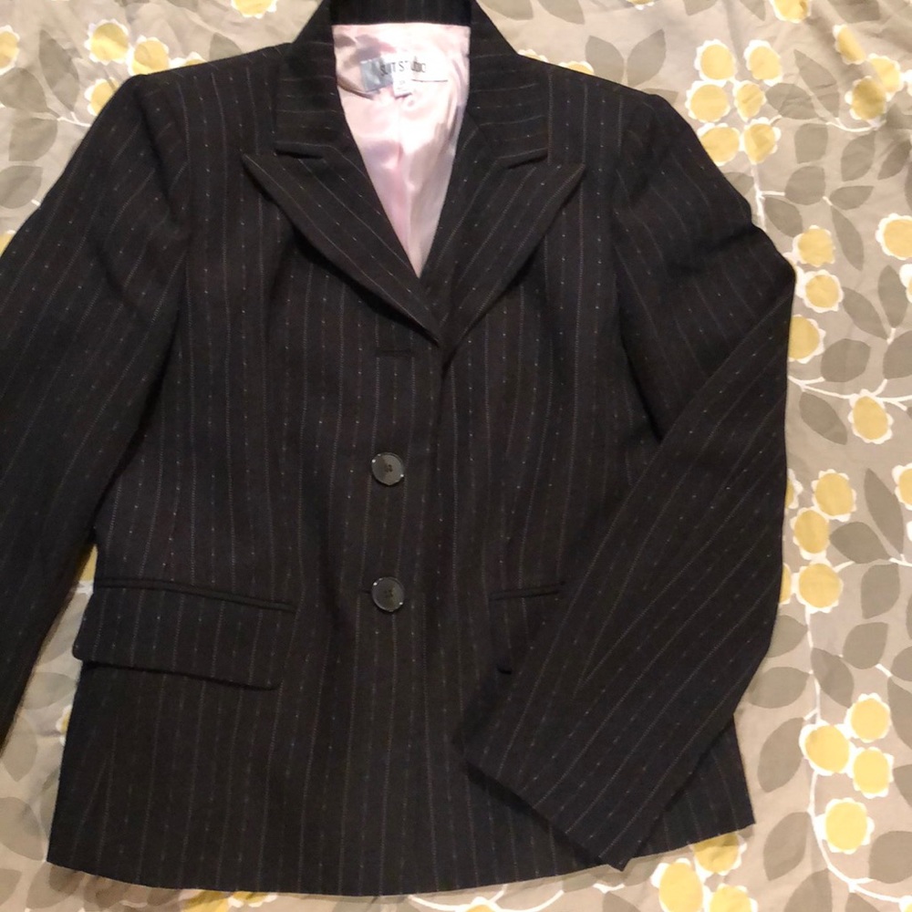 Suit set